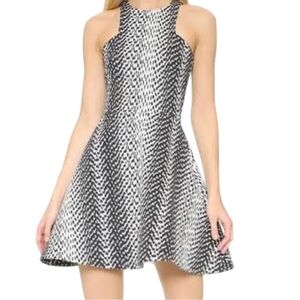 elizabeth and james black and white dress Elizabeth & James Size L Black Polyester Sleeveless Slit Ruffles Maxi Dress main image 1